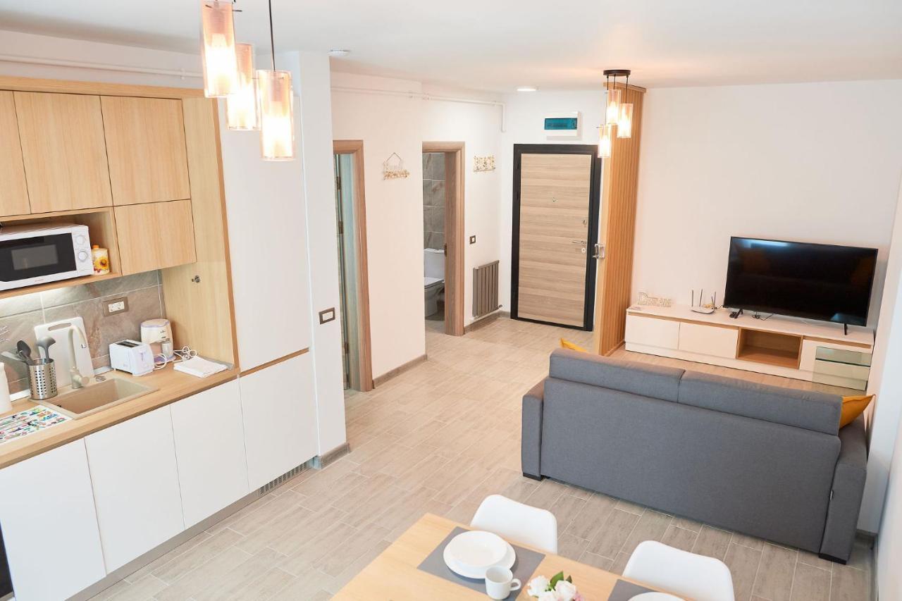 Opal Luxury Apartment 109 Spa N Pool Beach Resort Năvodari Kültér fotó